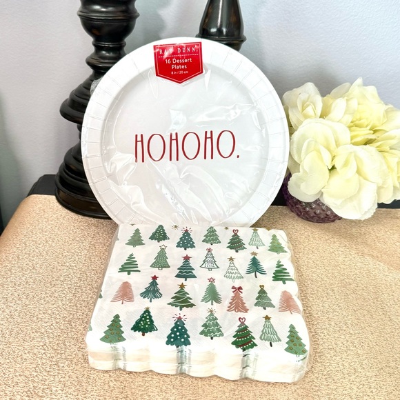 NWT Rae Dunn MERRY and BRIGHT/ HO HO HO🎄Plate Bundle - Picture 3 of 4